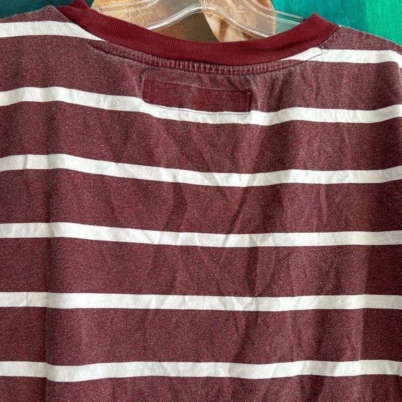 Vintage Guess LA burgundy and white Striped T-shirt - Picture 12 of 16
